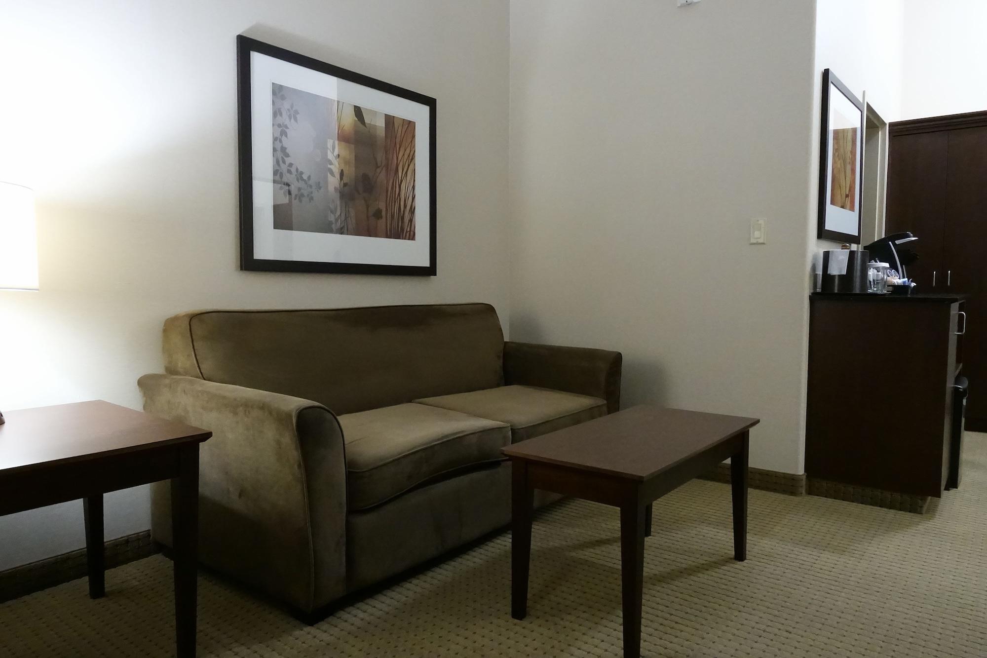 Ramada By Wyndham Weyburn Hotel Kültér fotó