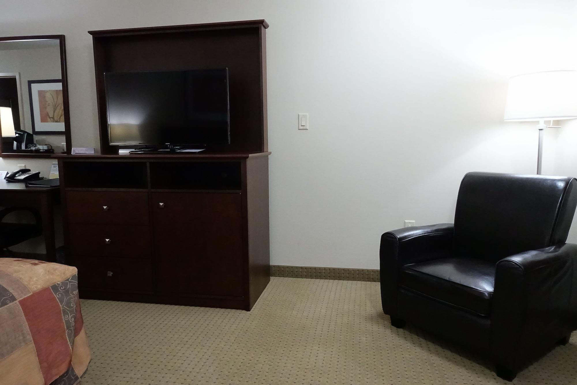 Ramada By Wyndham Weyburn Hotel Kültér fotó