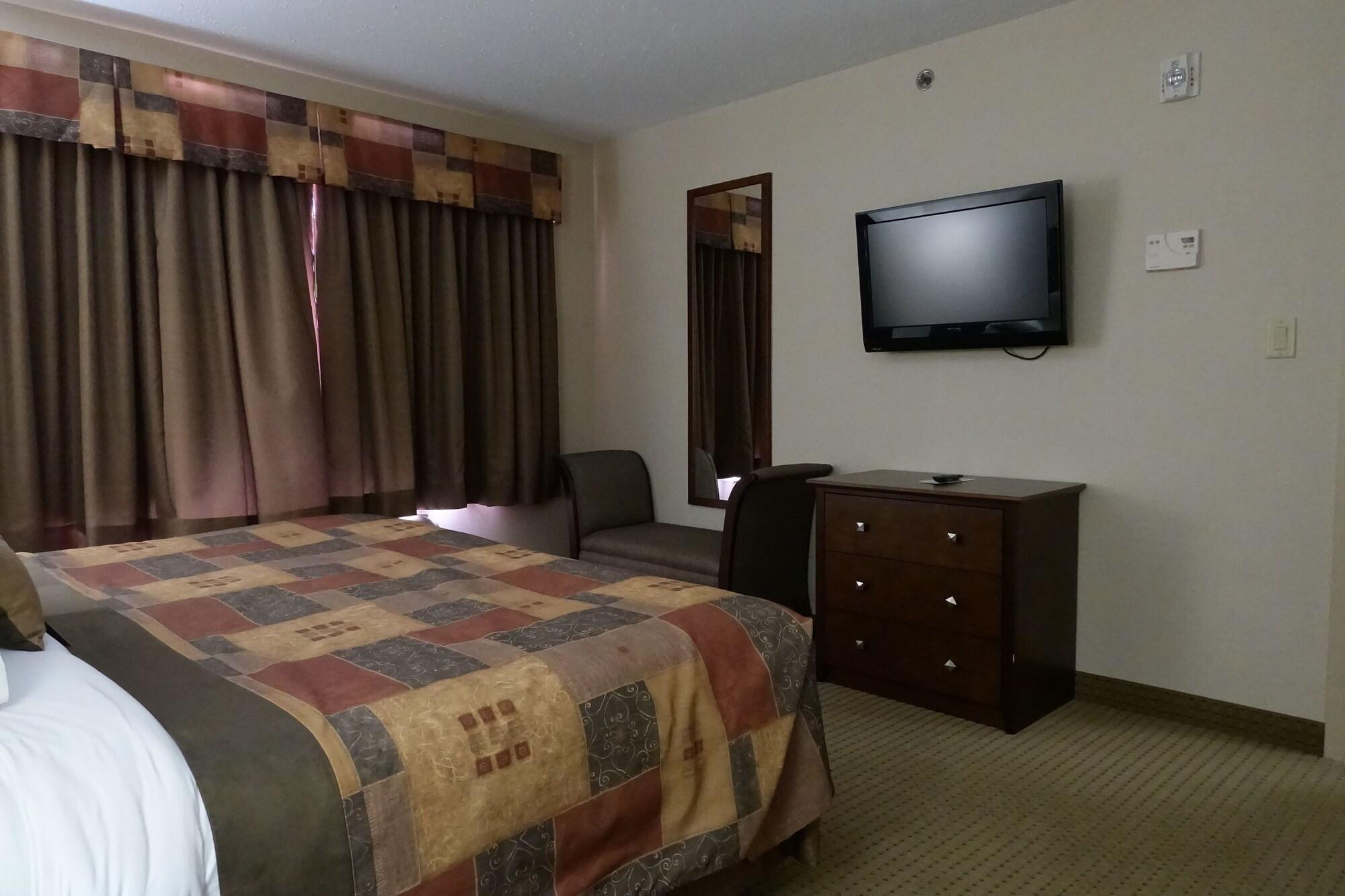Ramada By Wyndham Weyburn Hotel Kültér fotó