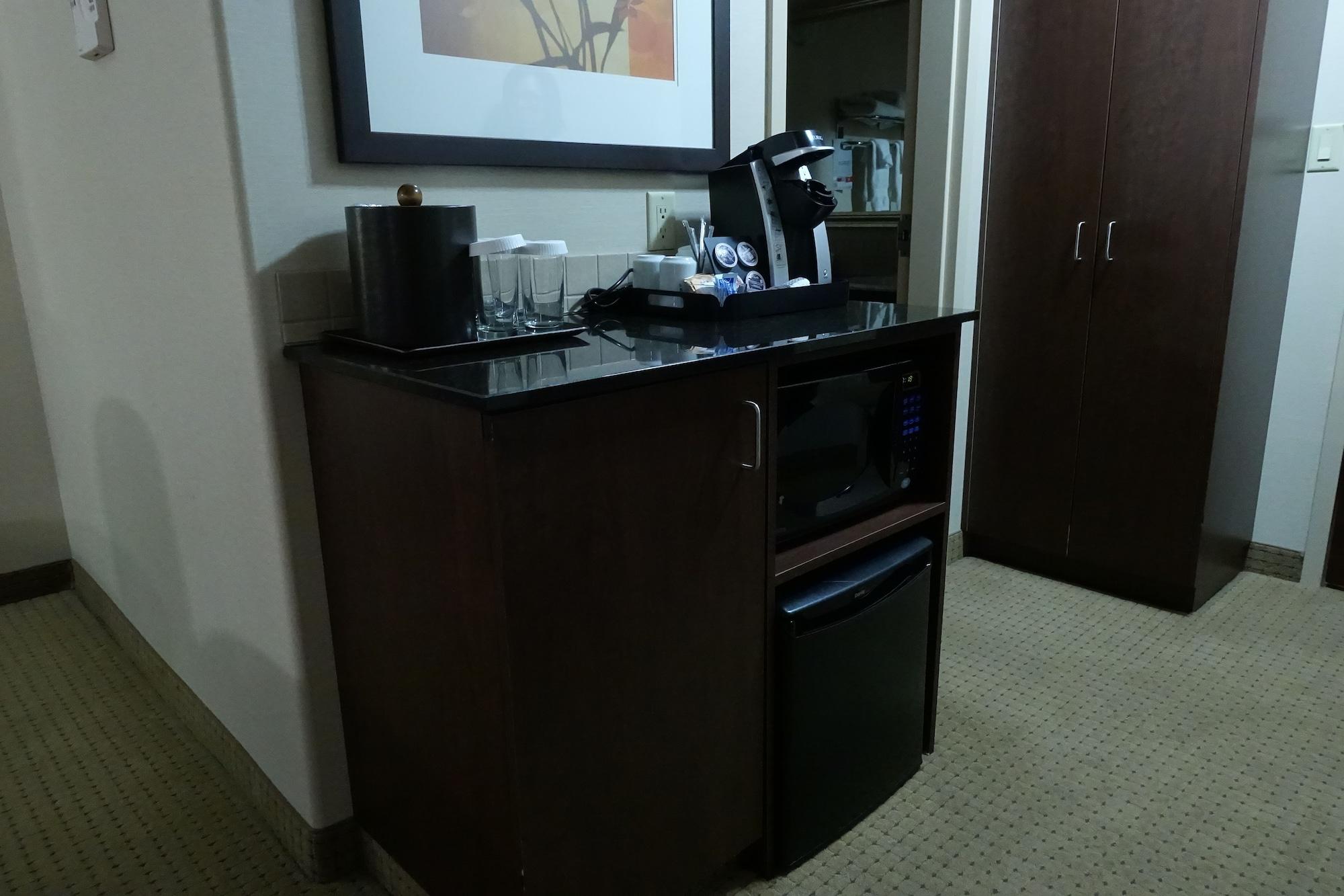 Ramada By Wyndham Weyburn Hotel Kültér fotó